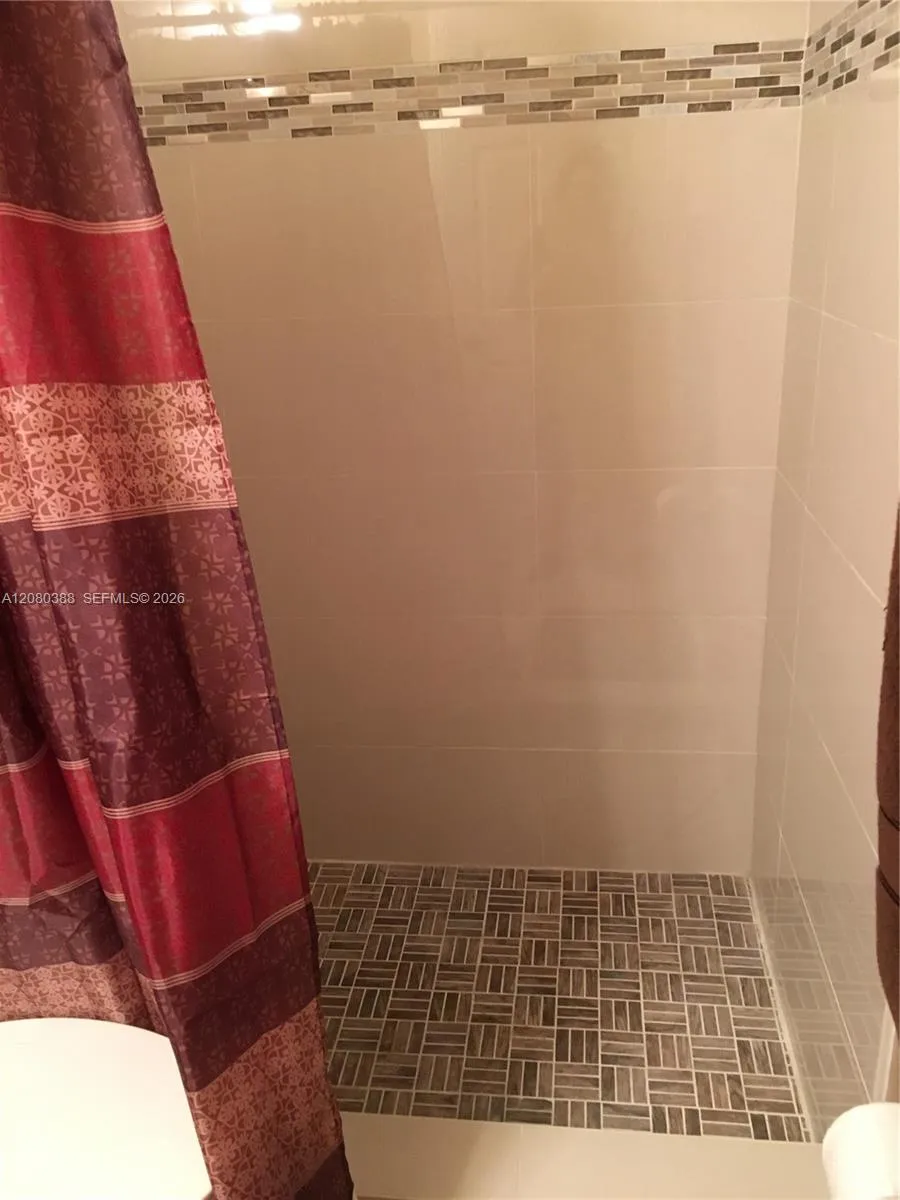 19409 NW 24th Pl Pembroke Pines, FL 33029