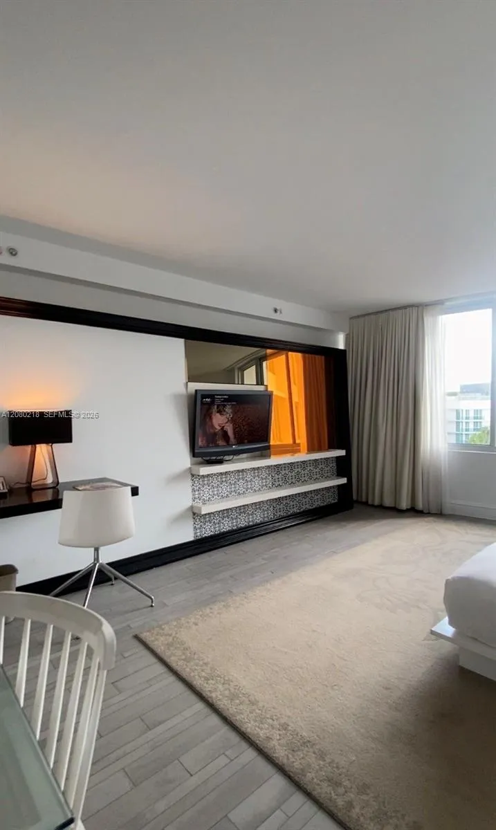 1100 West Ave #515 Miami Beach, FL 33139