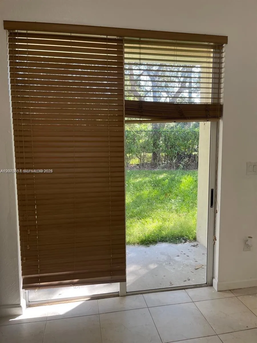 2315 NE 37th Rd Homestead, FL 33033