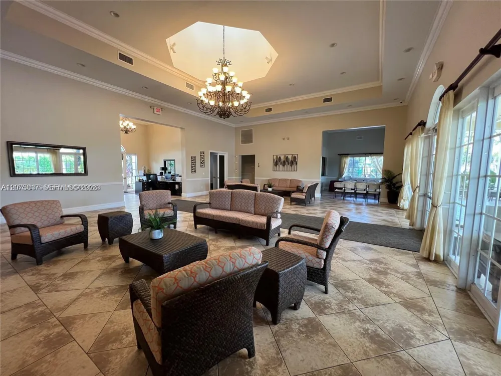 2315 NE 37th Rd Homestead, FL 33033