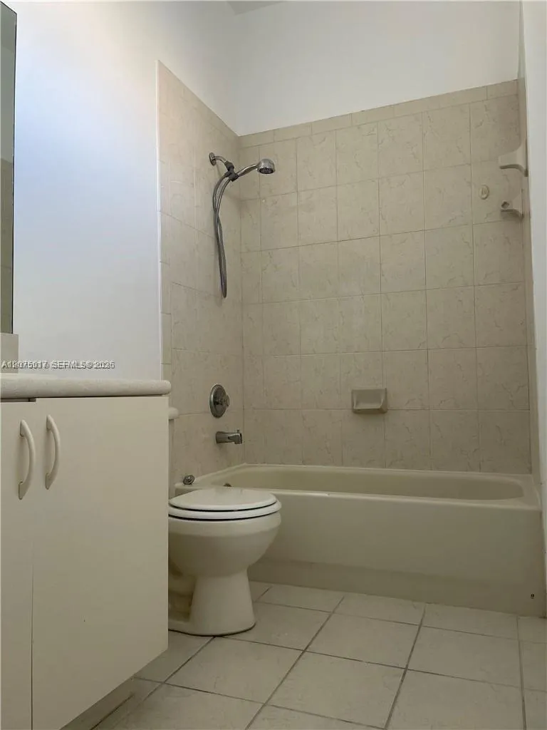 2315 NE 37th Rd Homestead, FL 33033