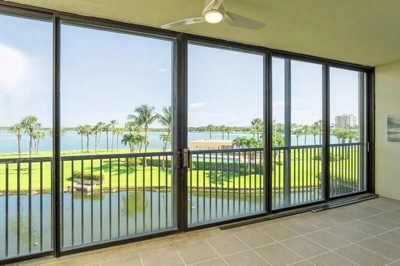 200 INTRACOASTAL PLACE #305 Jupiter, FL 33469