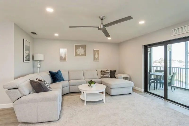 200 INTRACOASTAL PLACE #305 Jupiter, FL 33469