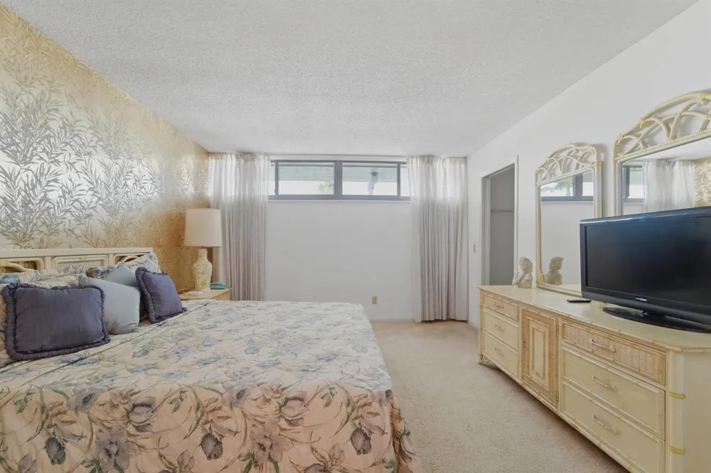 1950 SW Palm City Road #6-207 Stuart, FL 34994