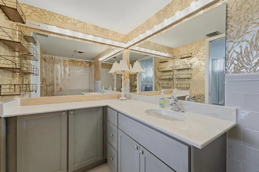 1950 SW Palm City Road #6-207 Stuart, FL 34994
