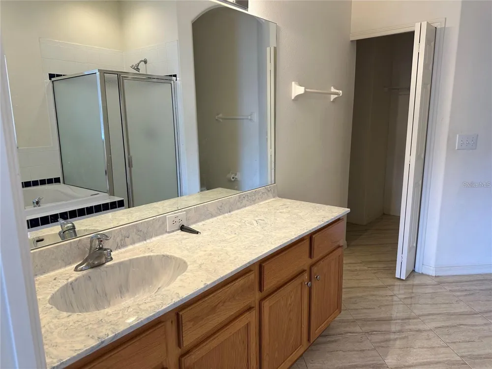 903 COADE STONE DRIVE Seffner, FL 33584