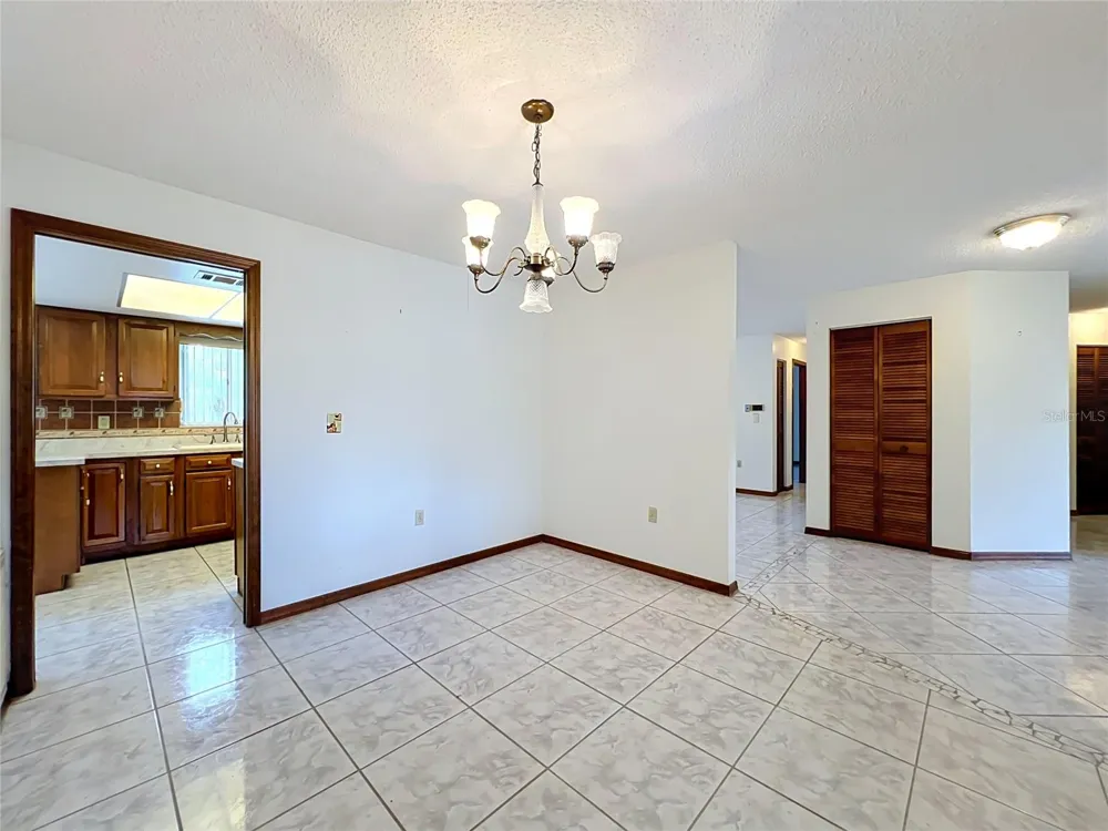 2983 ONTARIO CIRCLE W Melbourne, FL 32935