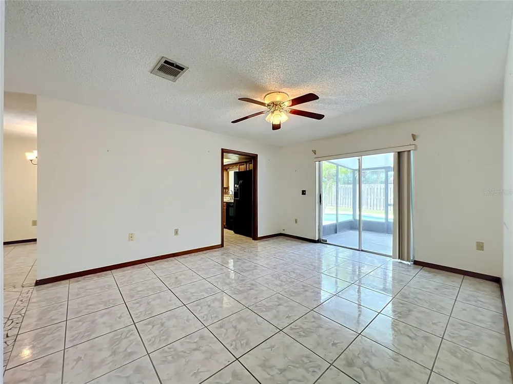 2983 ONTARIO CIRCLE W Melbourne, FL 32935