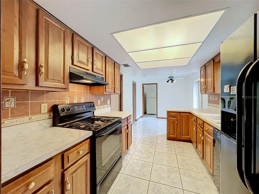 2983 ONTARIO CIRCLE W Melbourne, FL 32935