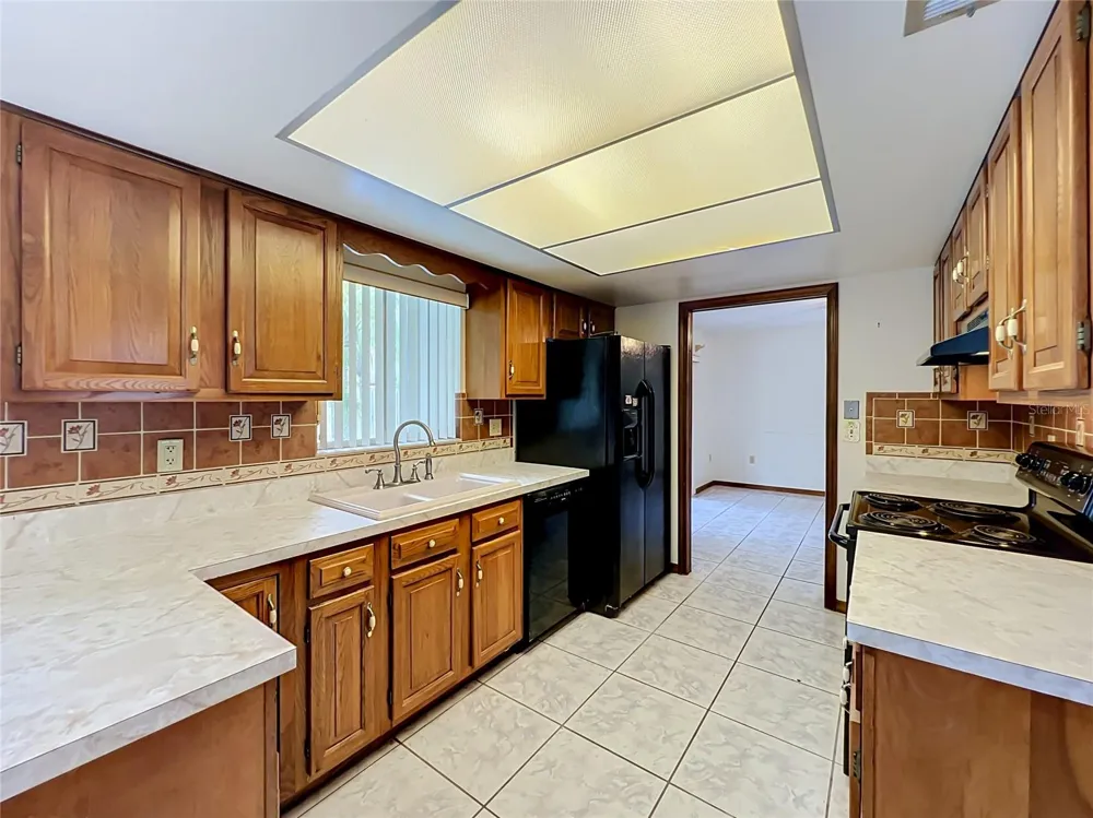 2983 ONTARIO CIRCLE W Melbourne, FL 32935