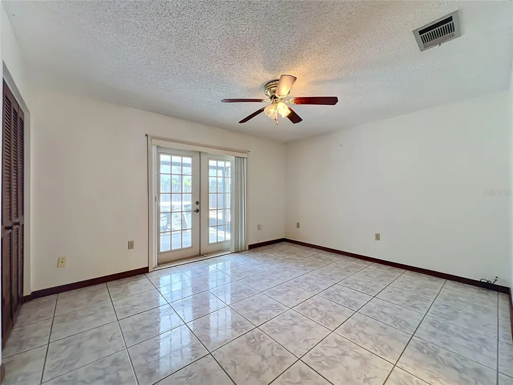 2983 ONTARIO CIRCLE W Melbourne, FL 32935