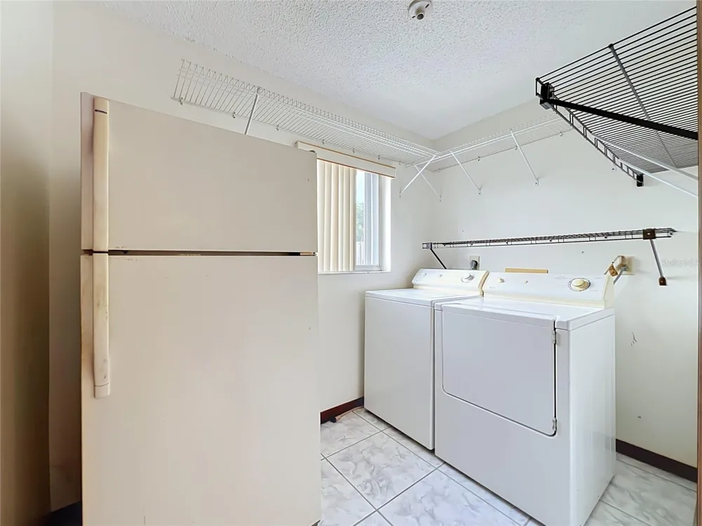 2983 ONTARIO CIRCLE W Melbourne, FL 32935