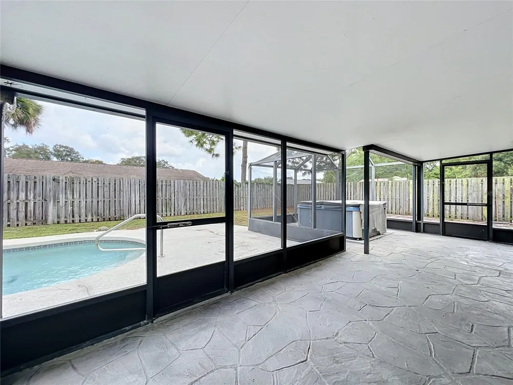 2983 ONTARIO CIRCLE W Melbourne, FL 32935