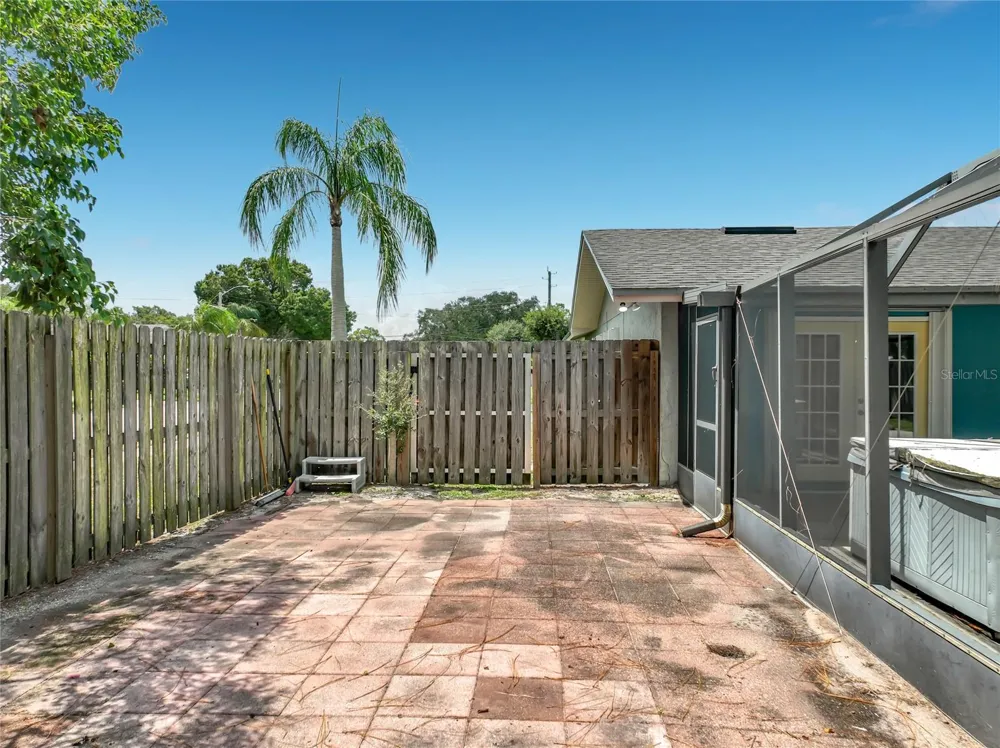 2983 ONTARIO CIRCLE W Melbourne, FL 32935