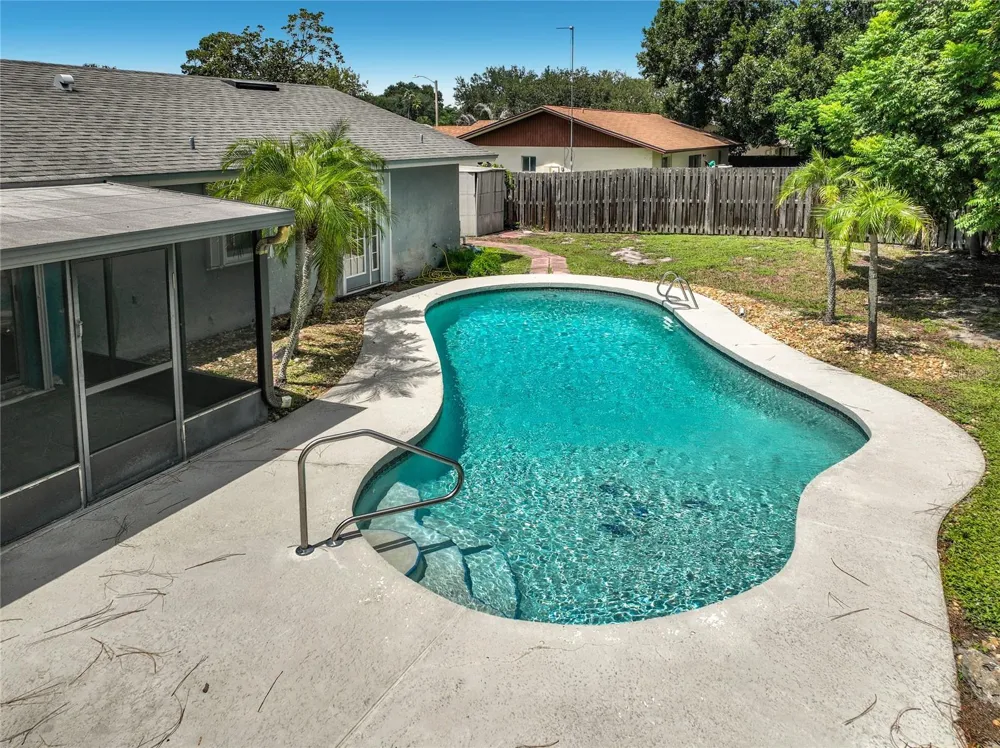 2983 ONTARIO CIRCLE W Melbourne, FL 32935