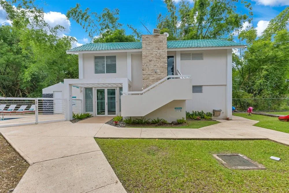 1 AVE. SAN IGNACIO #109 Guaynabo, PR 00969
