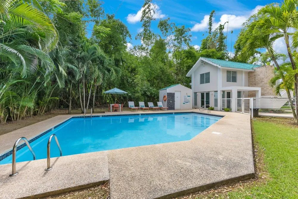 1 AVE. SAN IGNACIO #109 Guaynabo, PR 00969