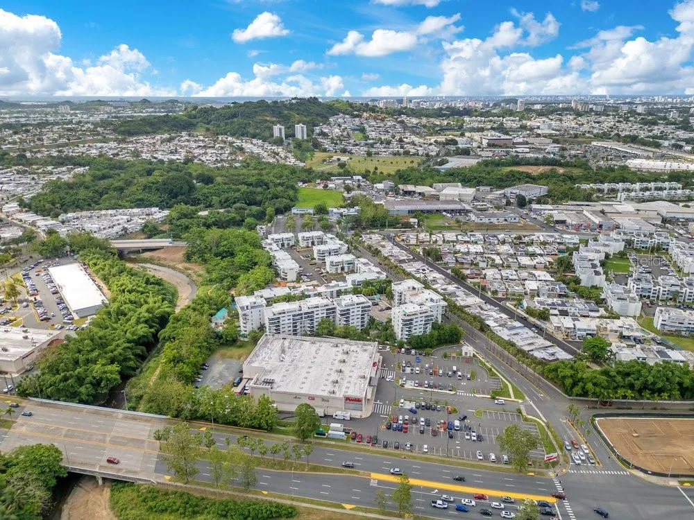 1 AVE. SAN IGNACIO #109 Guaynabo, PR 00969
