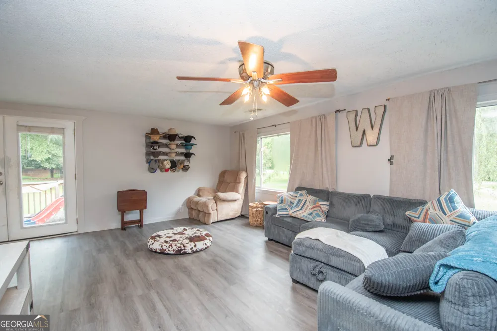 2151 Blue Creek RD Hogansville, GA 30230