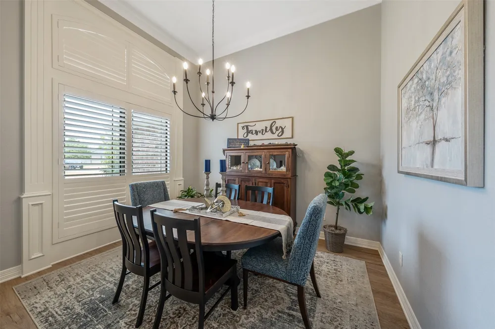 21327 Boone Bullard, TX 75757