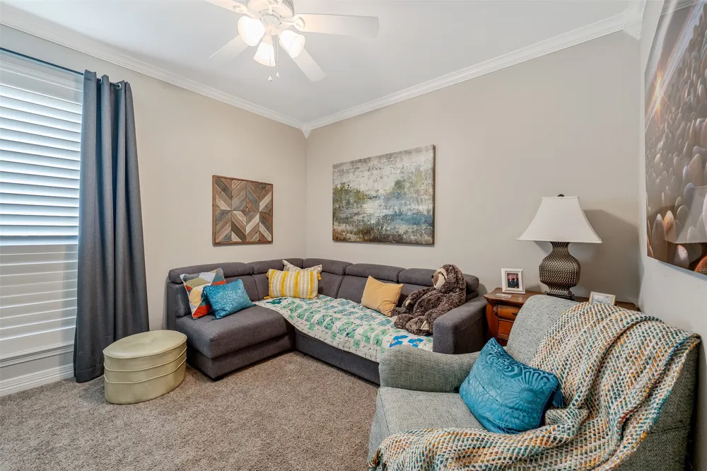 21327 Boone Bullard, TX 75757