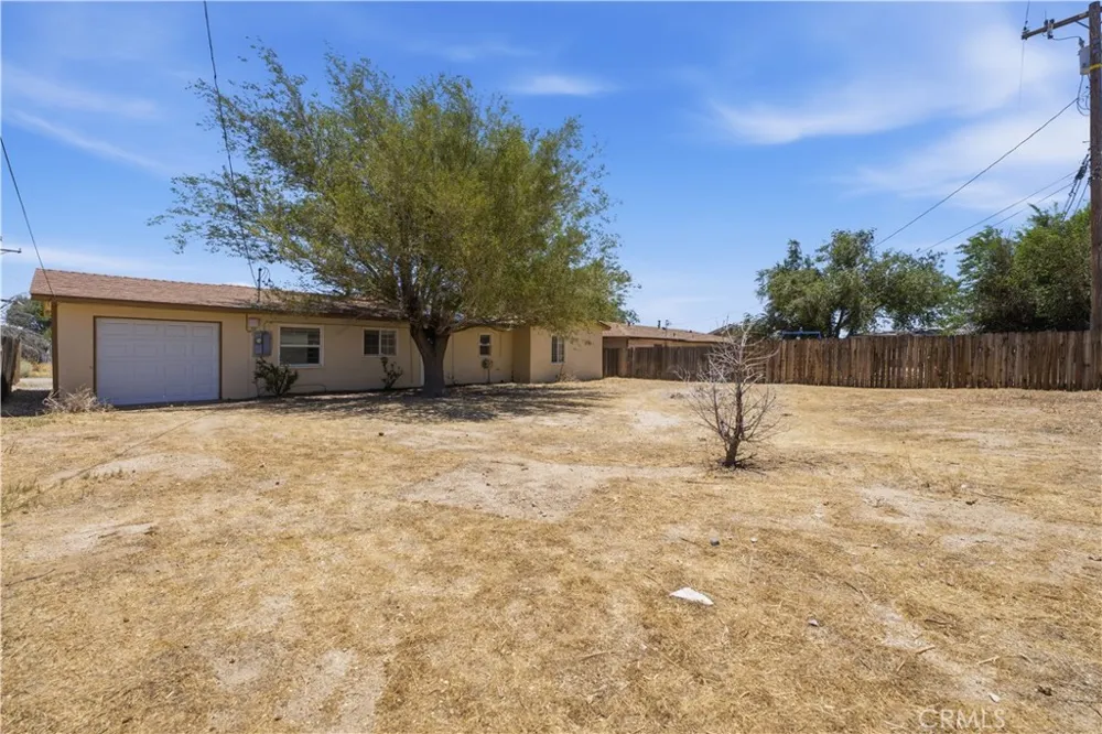15917 Lee Mojave, CA 93501