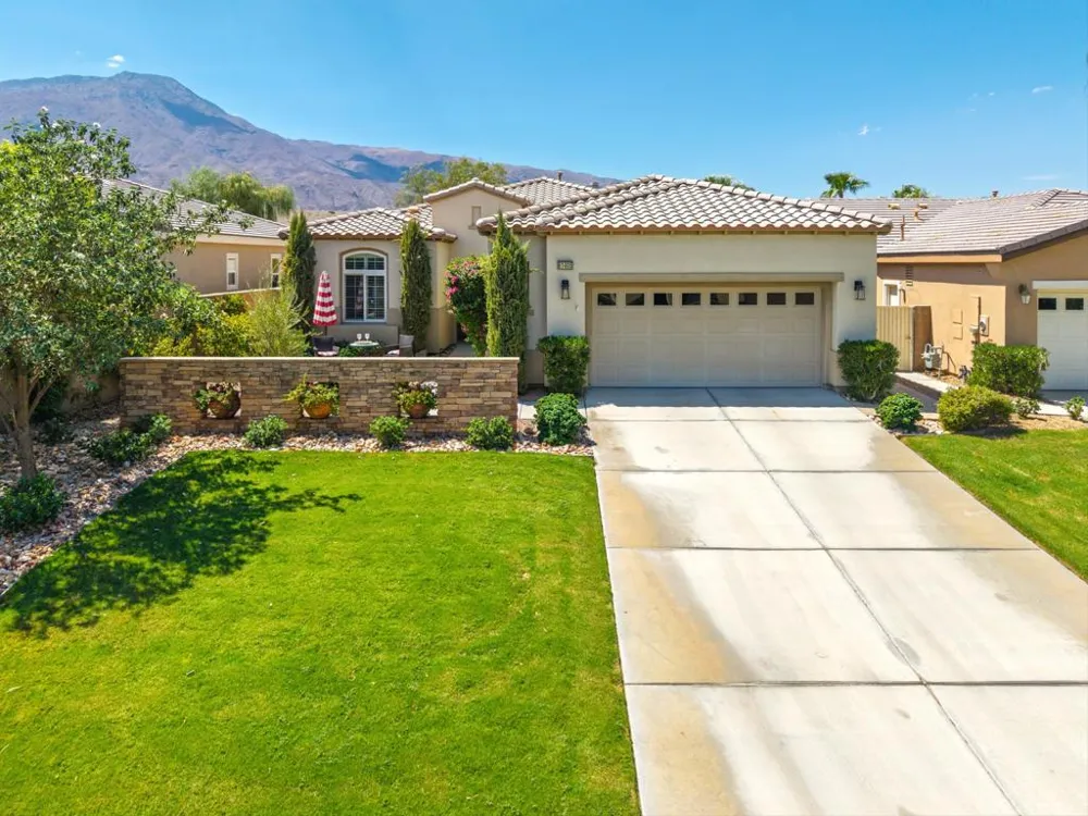 61405 Living Stone Drive La Quinta, CA 92253