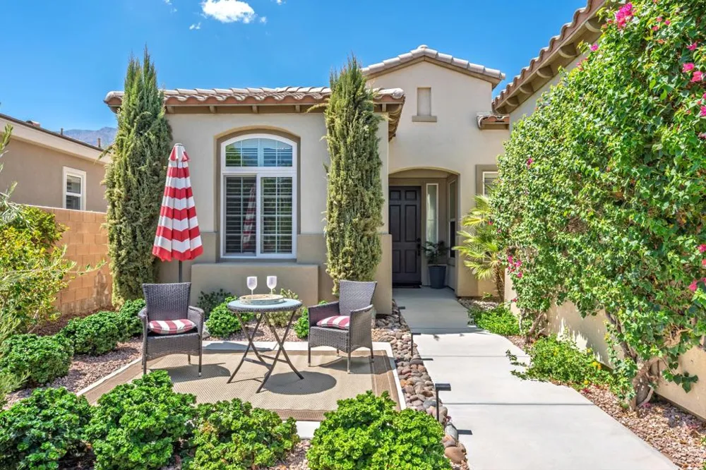 61405 Living Stone Drive La Quinta, CA 92253