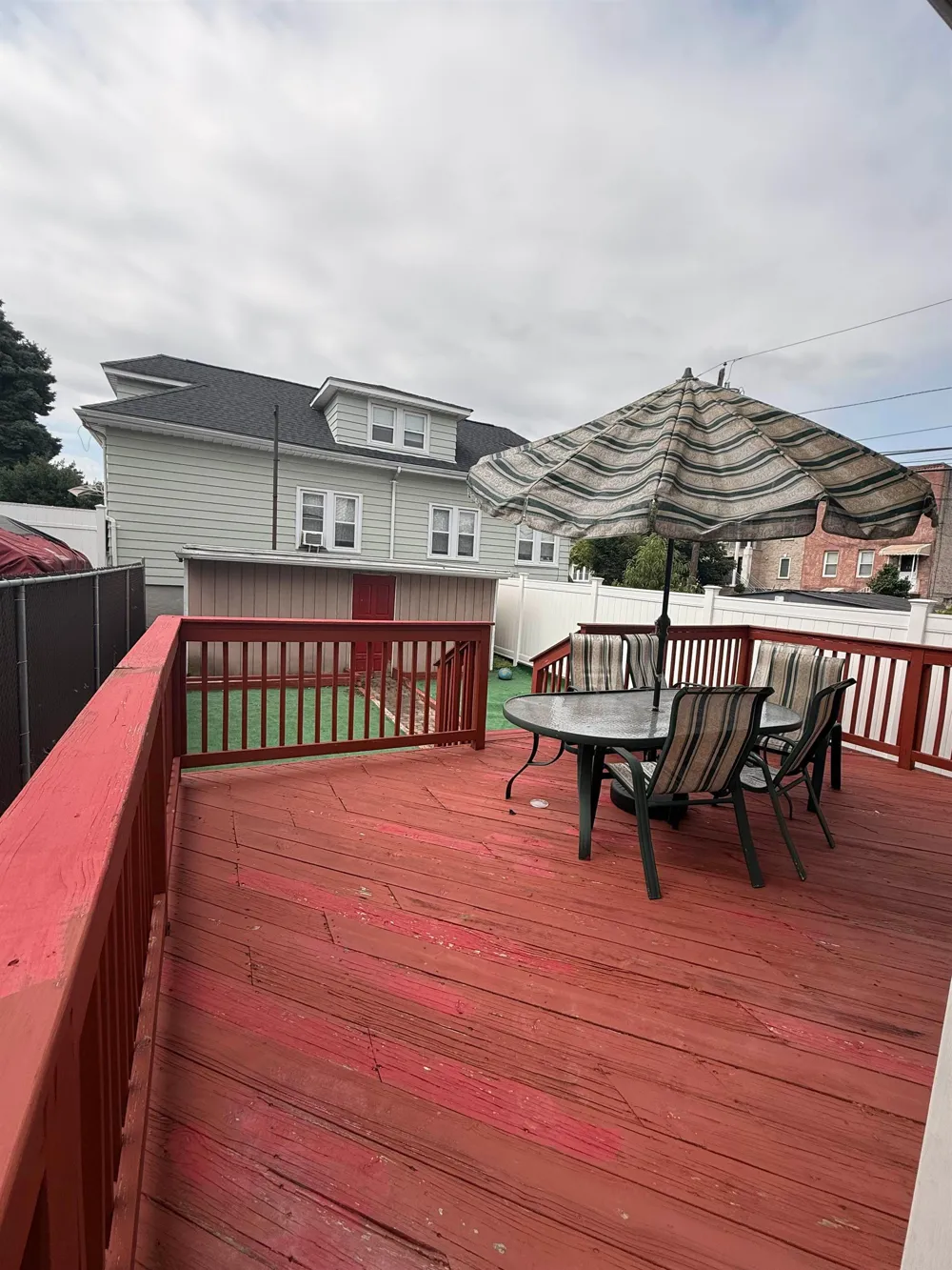 133 CENTRE AVE Secaucus, NJ 07094