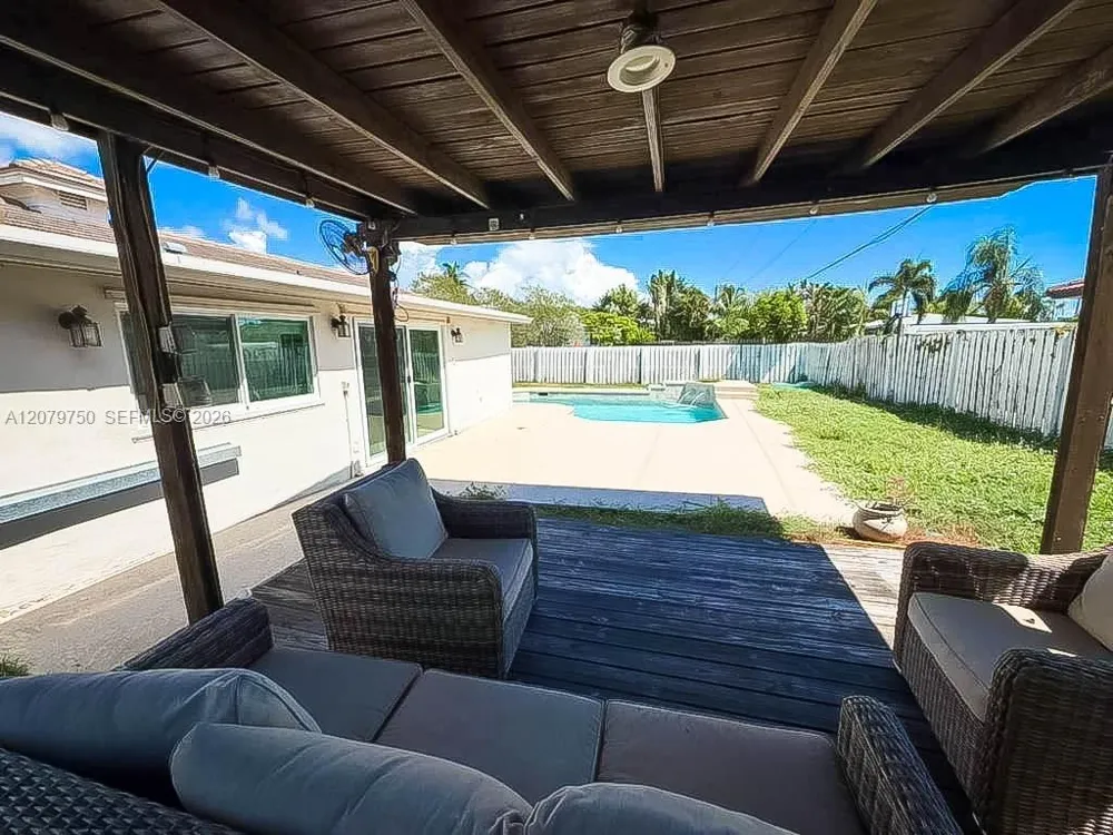 2298 NE 2nd Ave #n/a Boca Raton, FL 33431