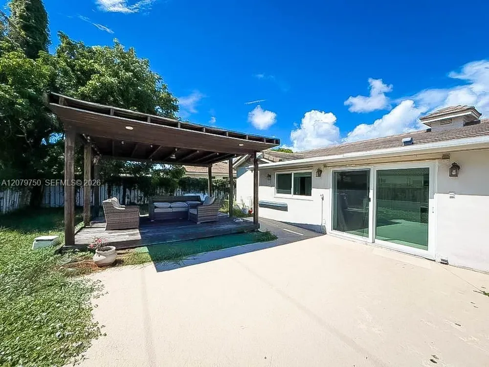 2298 NE 2nd Ave #n/a Boca Raton, FL 33431