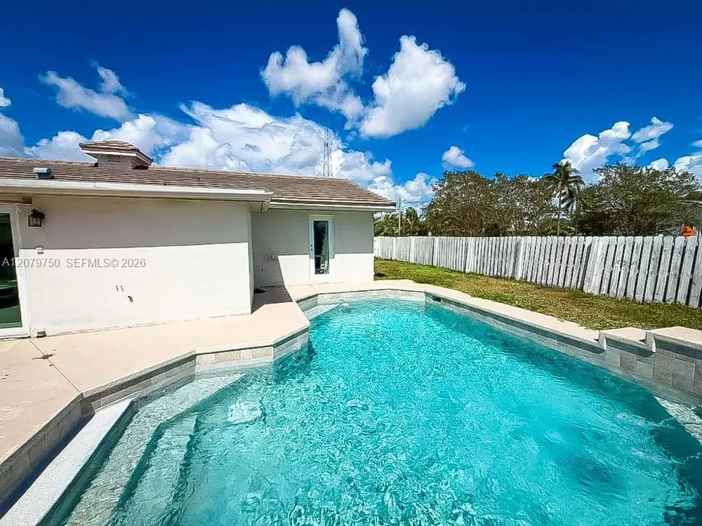 2298 NE 2nd Ave #n/a Boca Raton, FL 33431