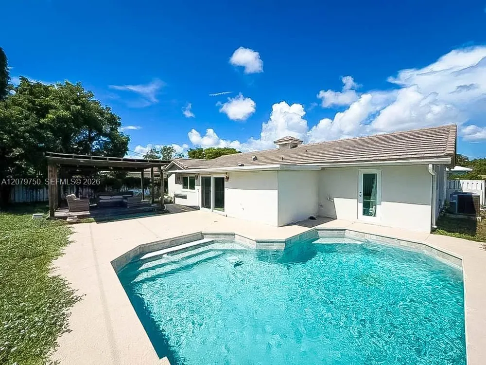 2298 NE 2nd Ave #n/a Boca Raton, FL 33431