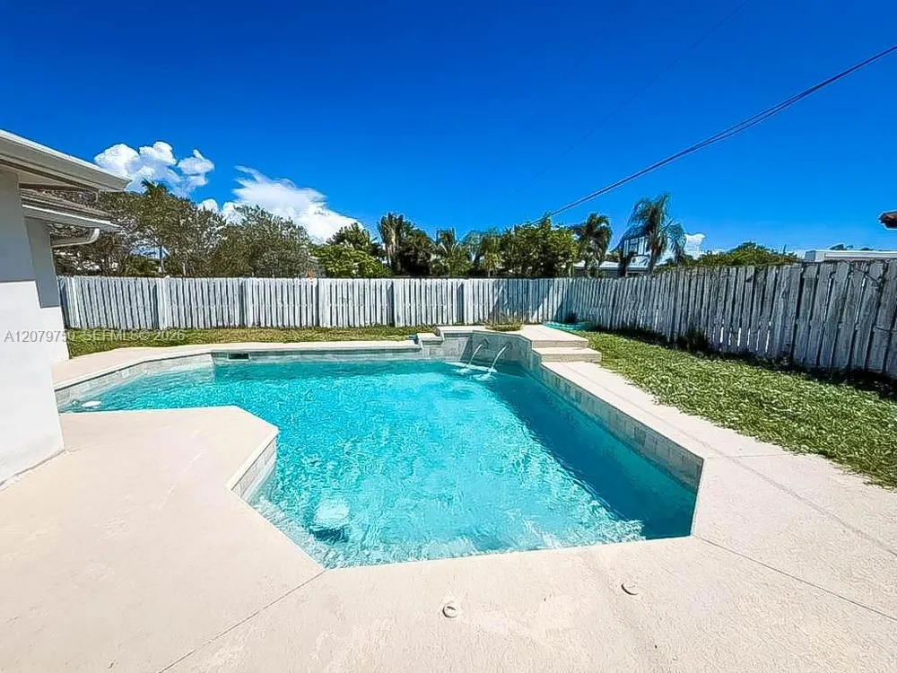 2298 NE 2nd Ave #n/a Boca Raton, FL 33431