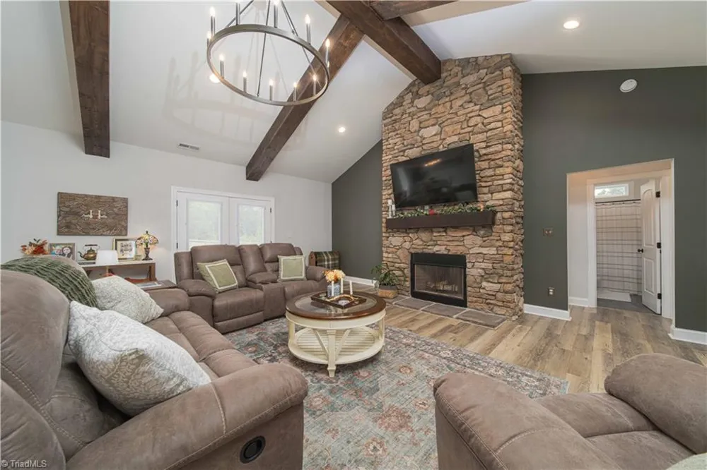 1120 Kayla Ridge Road Walnut Cove, NC 27052