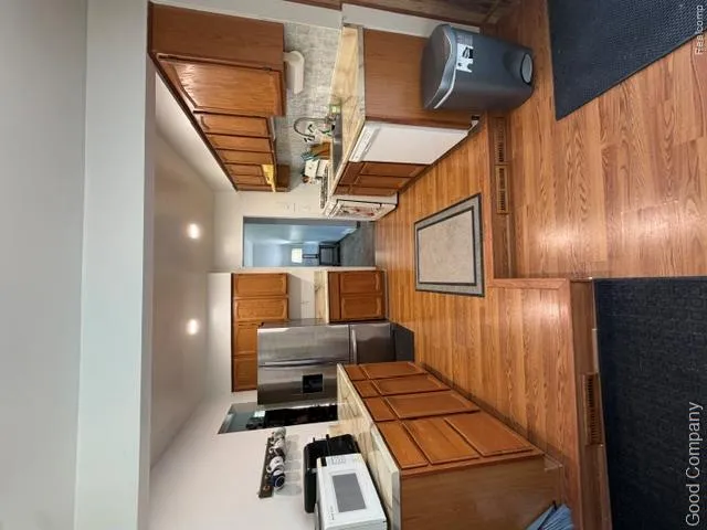 34224 McBride Street Romulus City, MI 48174