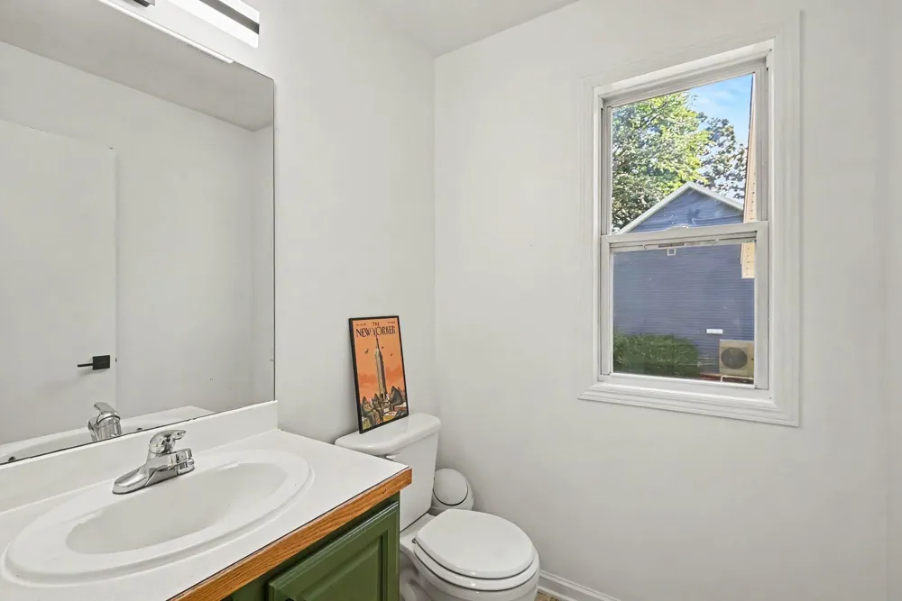 571 Pine Water Way Holland Charter Township, MI 49424