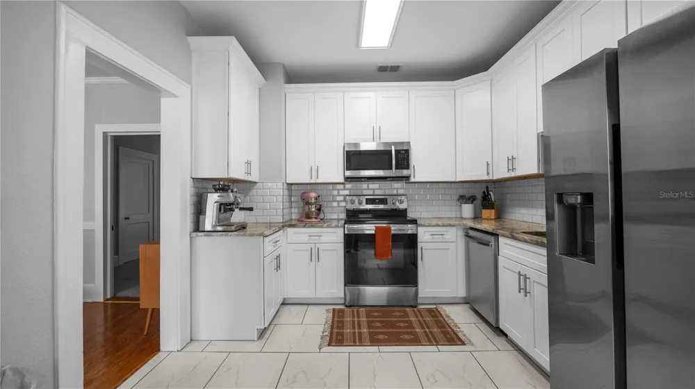 730 COLLEGE AVENUE Lakeland, FL 33801