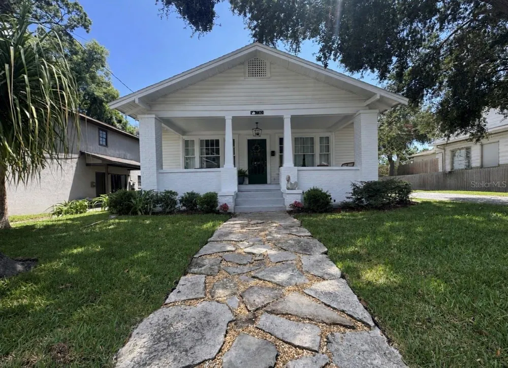 730 COLLEGE AVENUE Lakeland, FL 33801