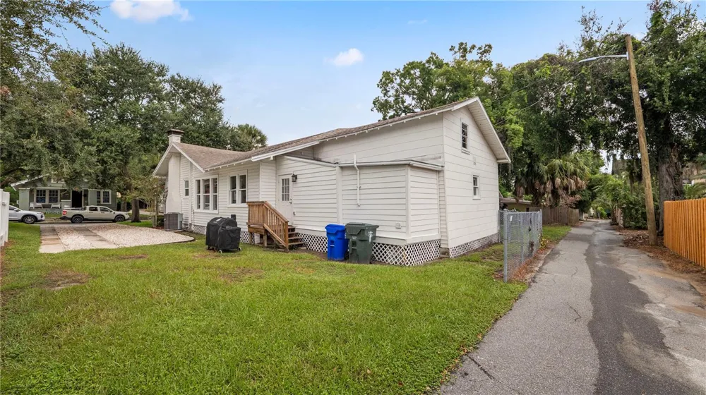 730 COLLEGE AVENUE Lakeland, FL 33801