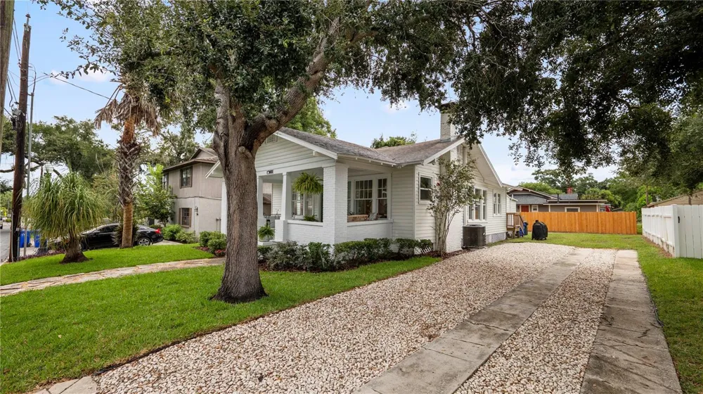 730 COLLEGE AVENUE Lakeland, FL 33801