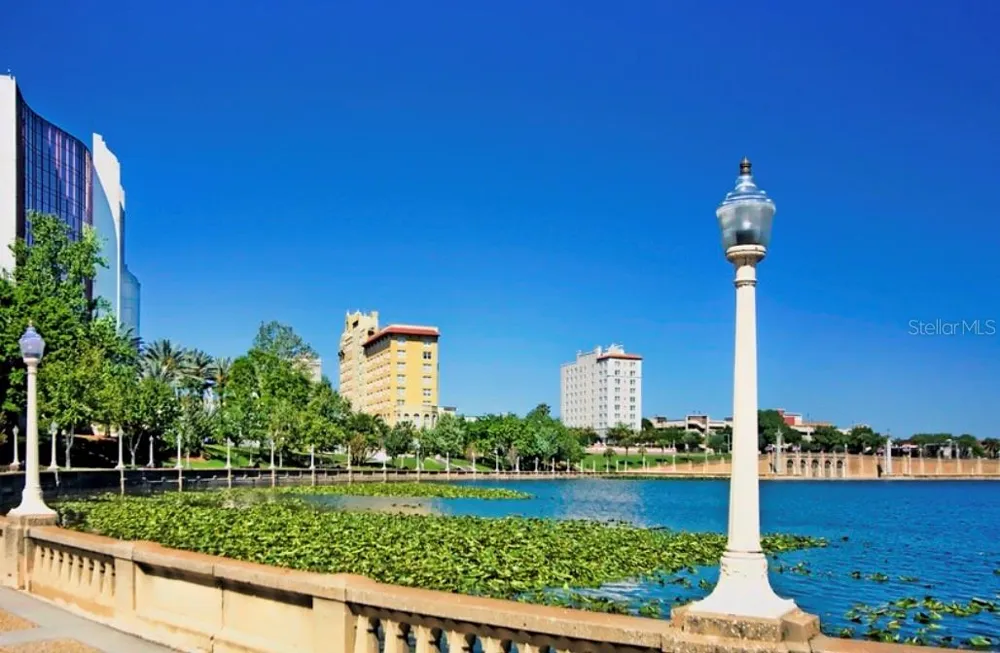 730 COLLEGE AVENUE Lakeland, FL 33801
