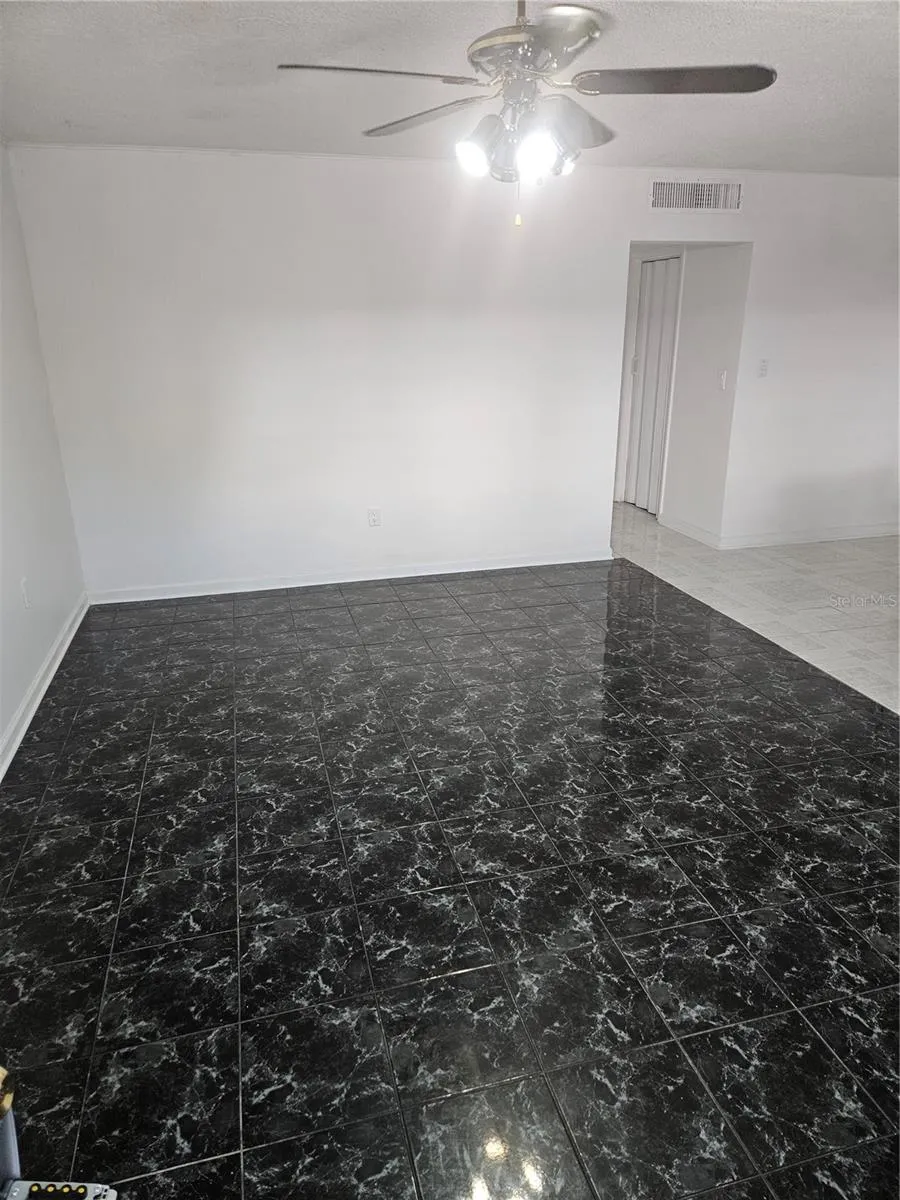 320 LAKEVIEW STREET #108 Orlando, FL 32804