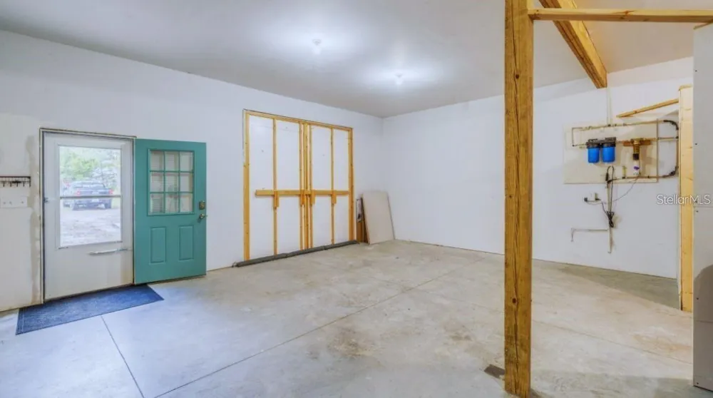 19751 COUNTY ROAD 33 Groveland, FL 34736