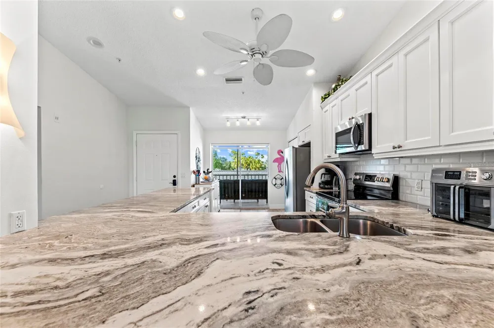 4639 CHAPEL HILL DRIVE #2925 Sarasota, FL 34238