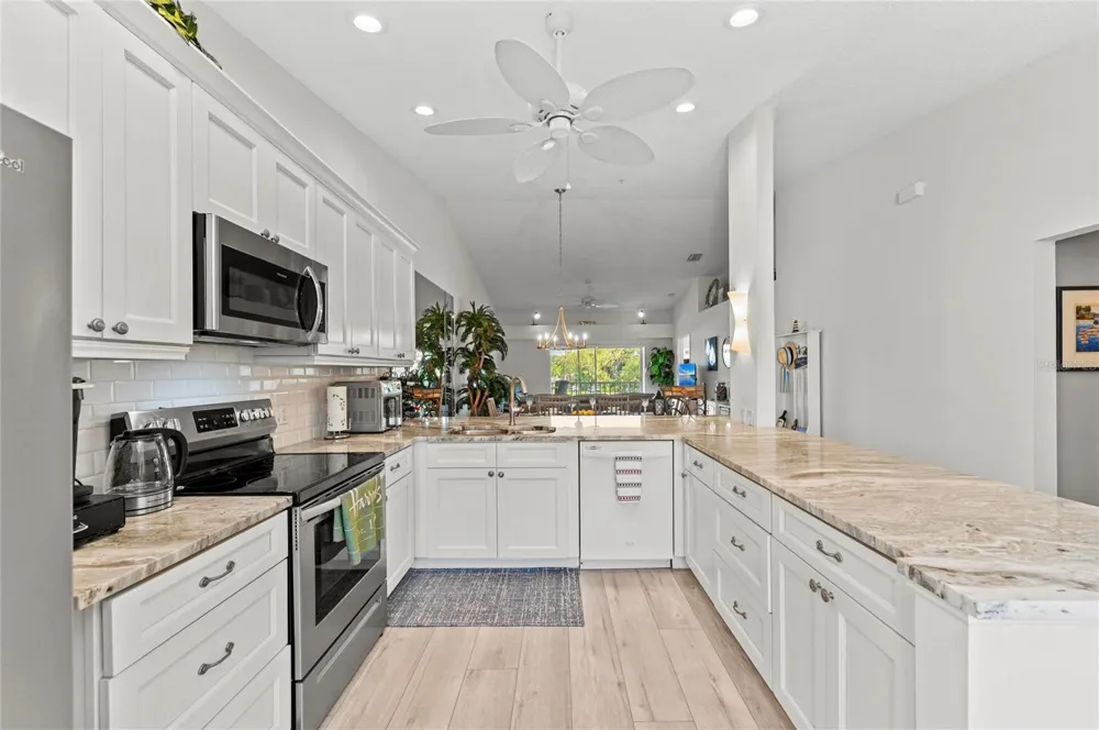 4639 CHAPEL HILL DRIVE #2925 Sarasota, FL 34238