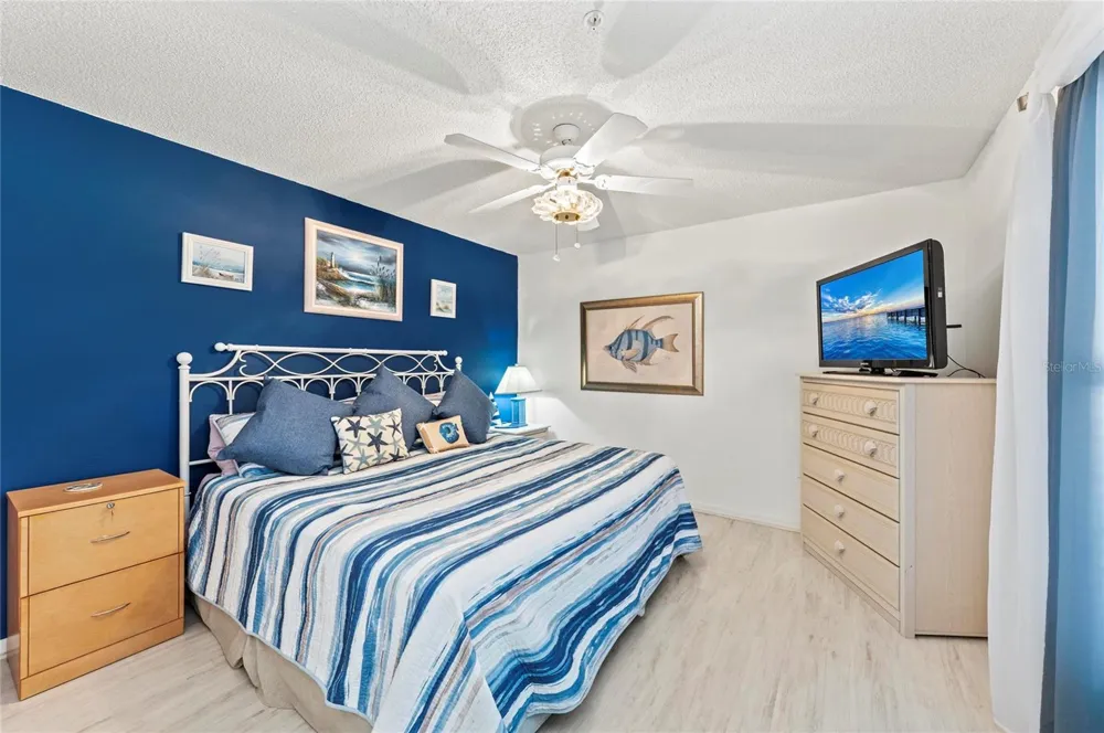 4639 CHAPEL HILL DRIVE #2925 Sarasota, FL 34238