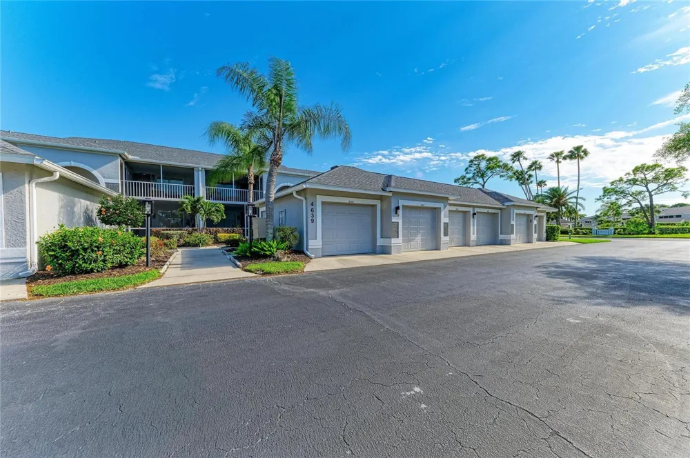 4639 CHAPEL HILL DRIVE #2925 Sarasota, FL 34238