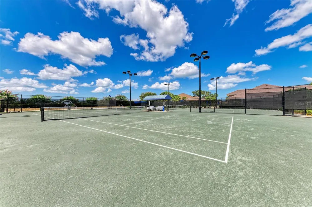 4639 CHAPEL HILL DRIVE #2925 Sarasota, FL 34238