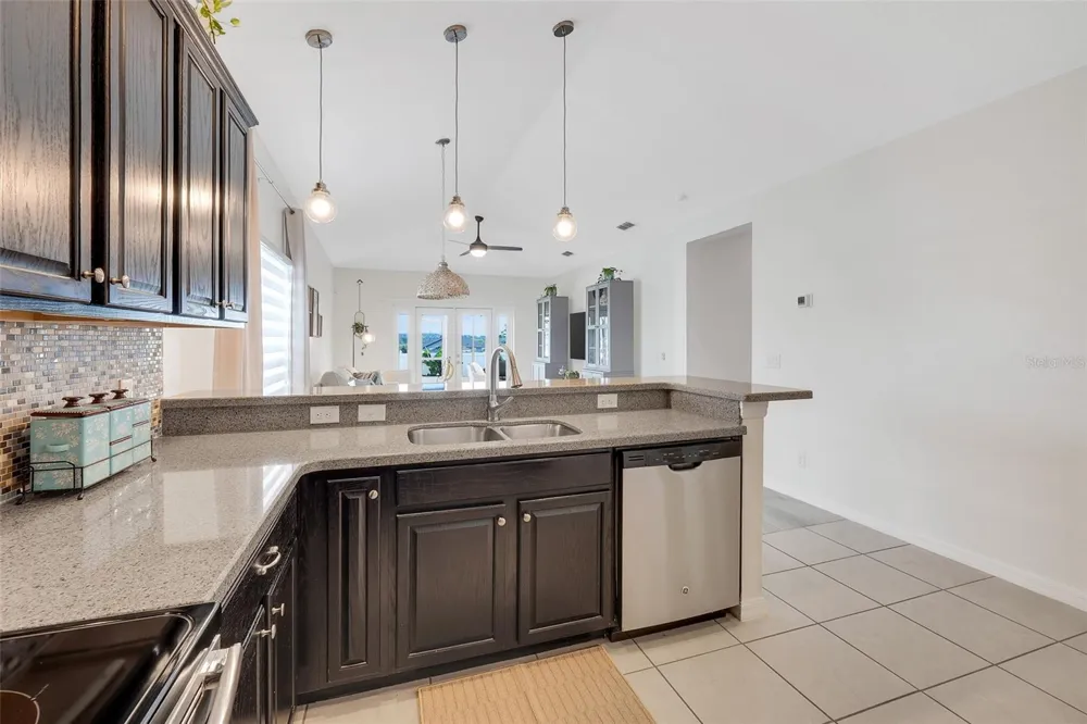 491 KESTREL DRIVE Groveland, FL 34736